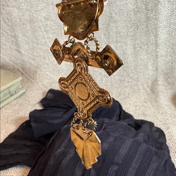 Vintage Dangling Multi-Section Brooch – Enamel Accents. 1970s to 1980s. - Picture 5 of 8